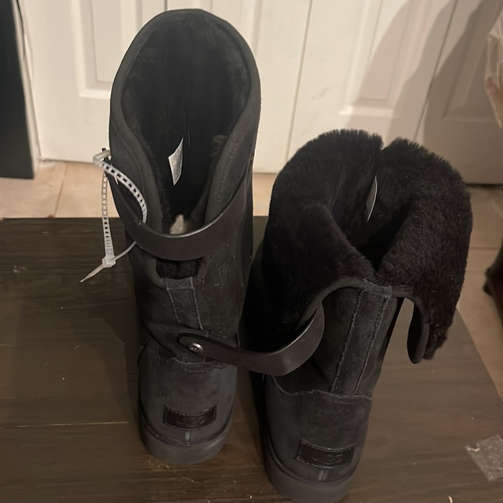 Romely Cuffable - Picture 9 of 10